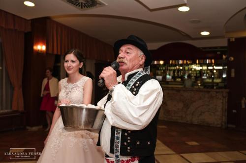 petra zoli 2017 09 02 fb-728